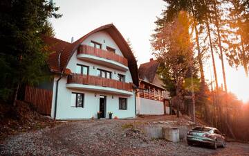 Фотографии Дома для отпуска Homoród Kulcsosház г. Бэйле-Хомород (Румыния) №1 Фото Дома для отпуска Homoród Kulcsosház г. Бэйле-Хомород 1